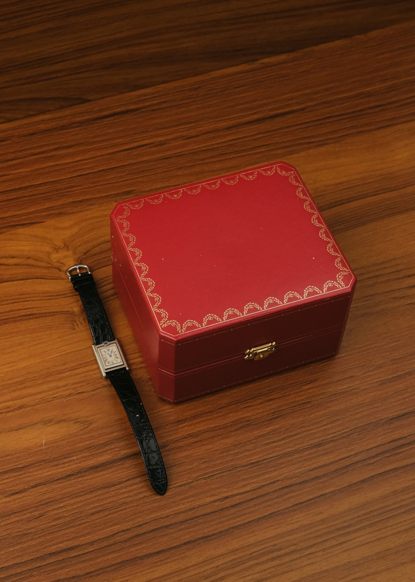 2000s Cartier Tank Basculante (Box)