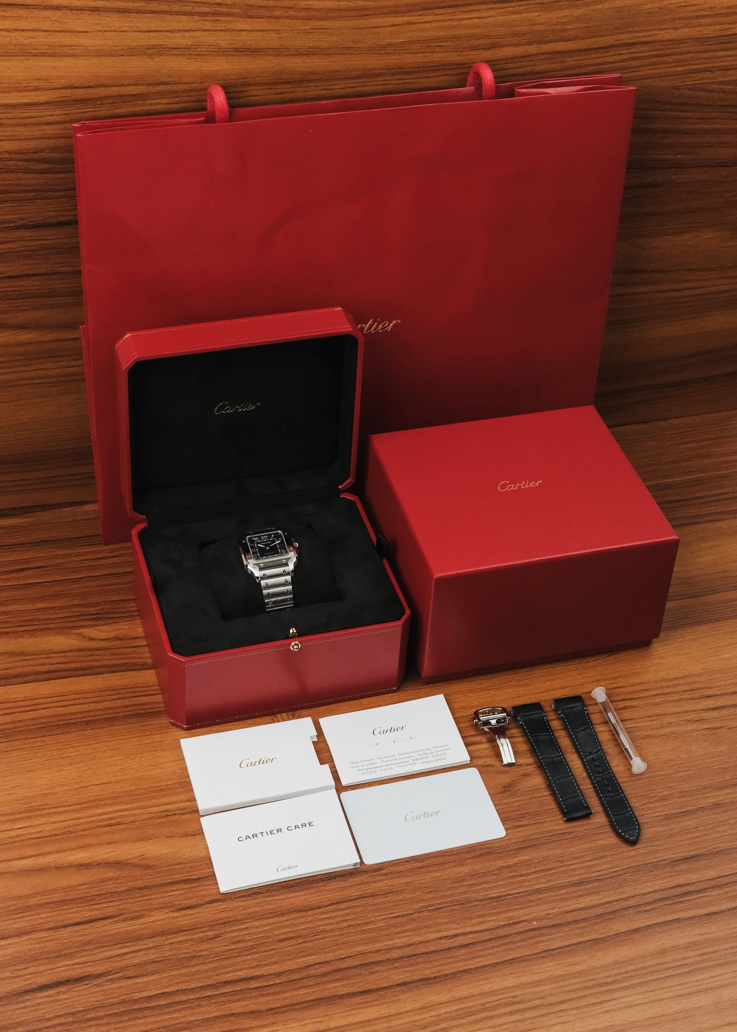 2025 Cartier Santos Medium (Box & Papers) *Brand New*