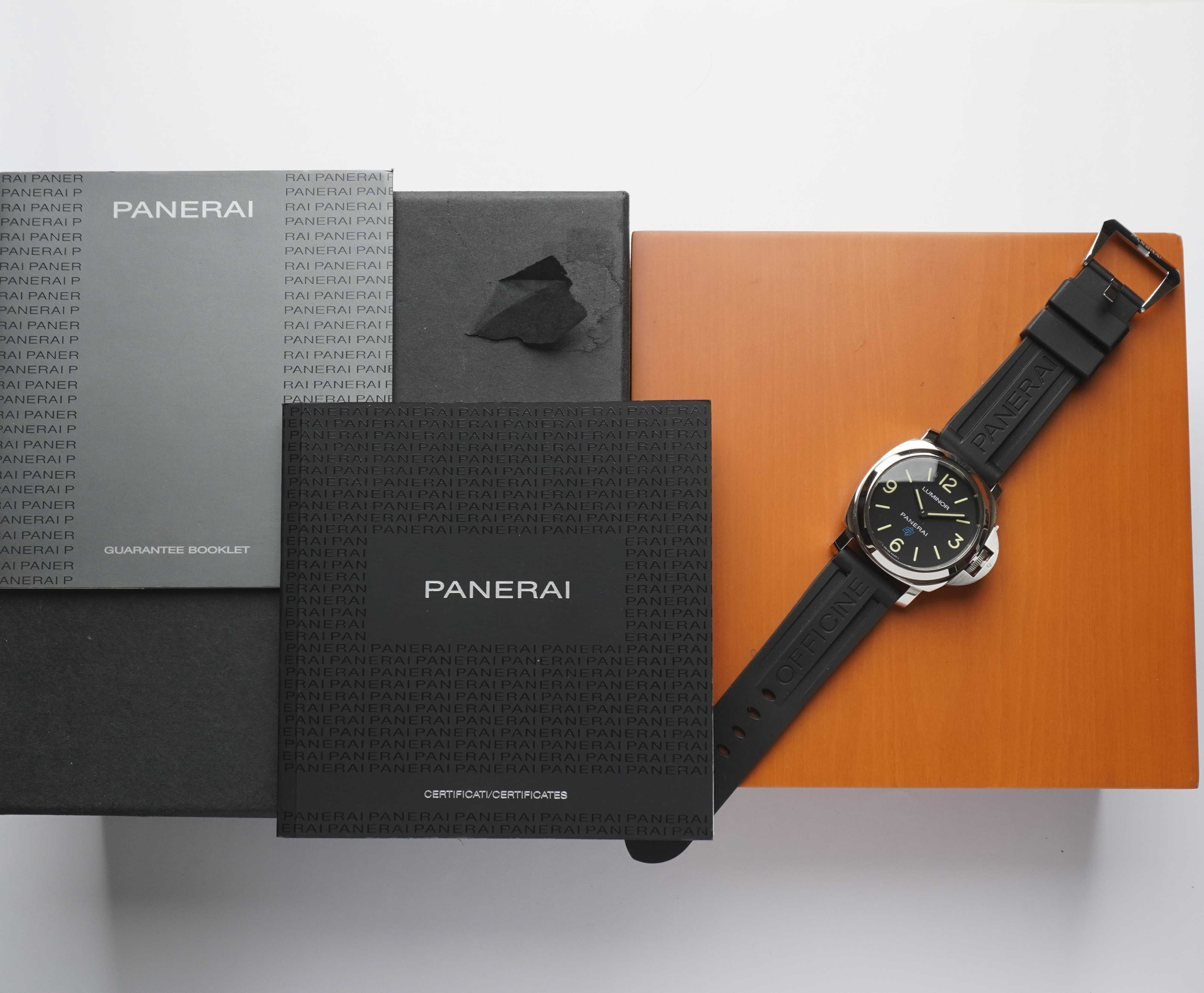 2018 Panerai Luminor Base Logo (Box & Papers)