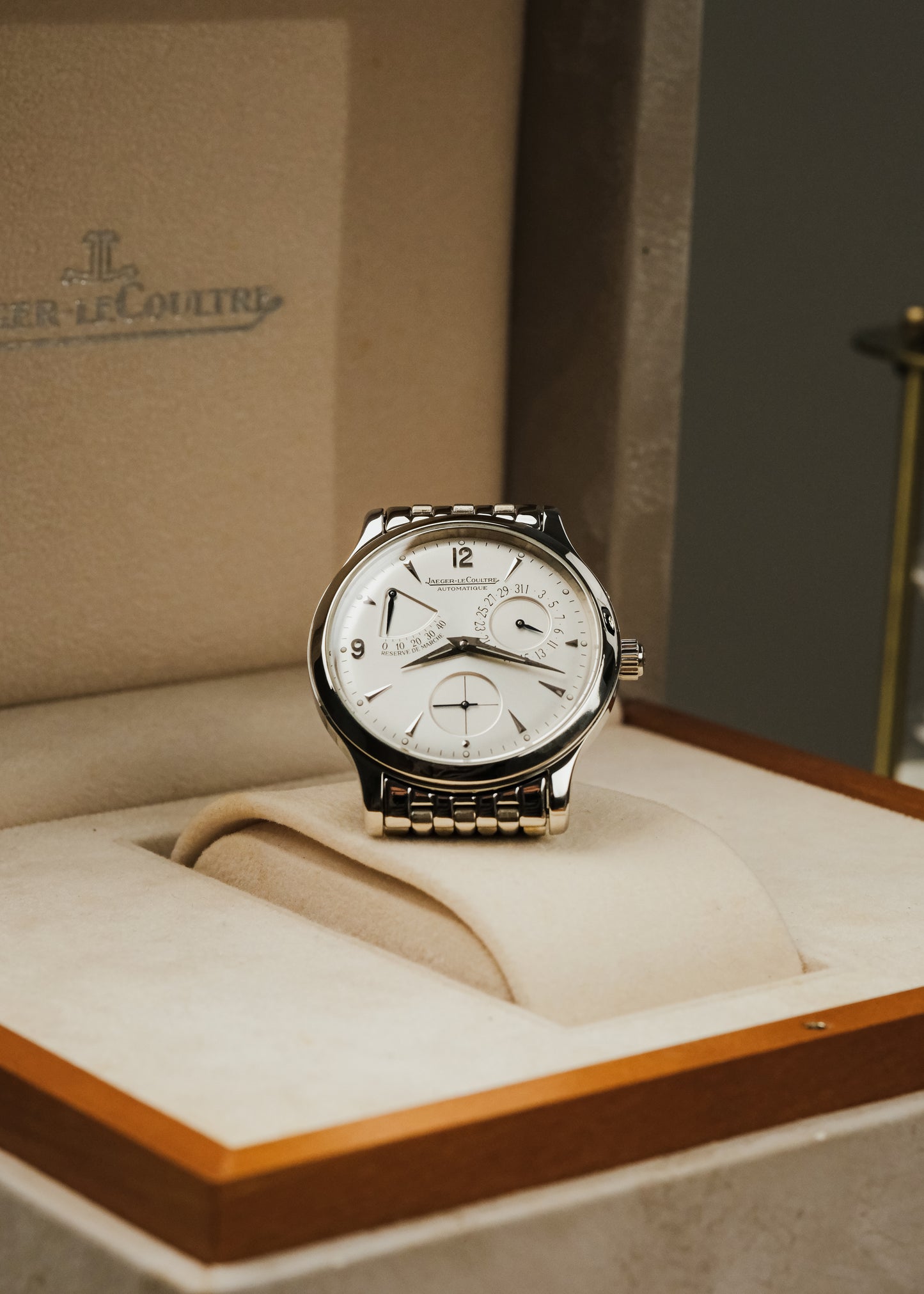 2011 Jaeger-LeCoultre Master Reserve de Marche (Box & Papers)