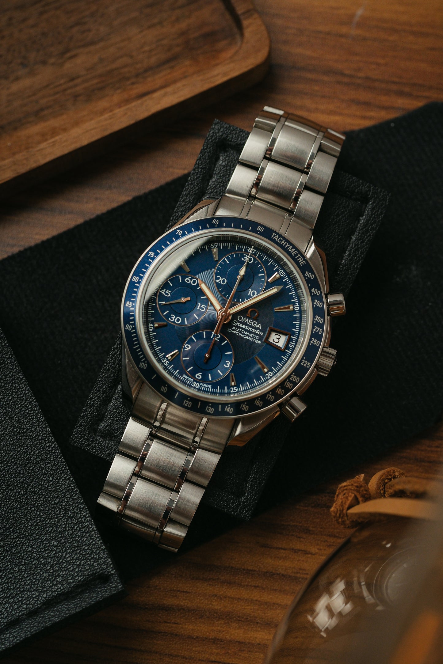 2000s Omega Speedmaster Date Chronometer