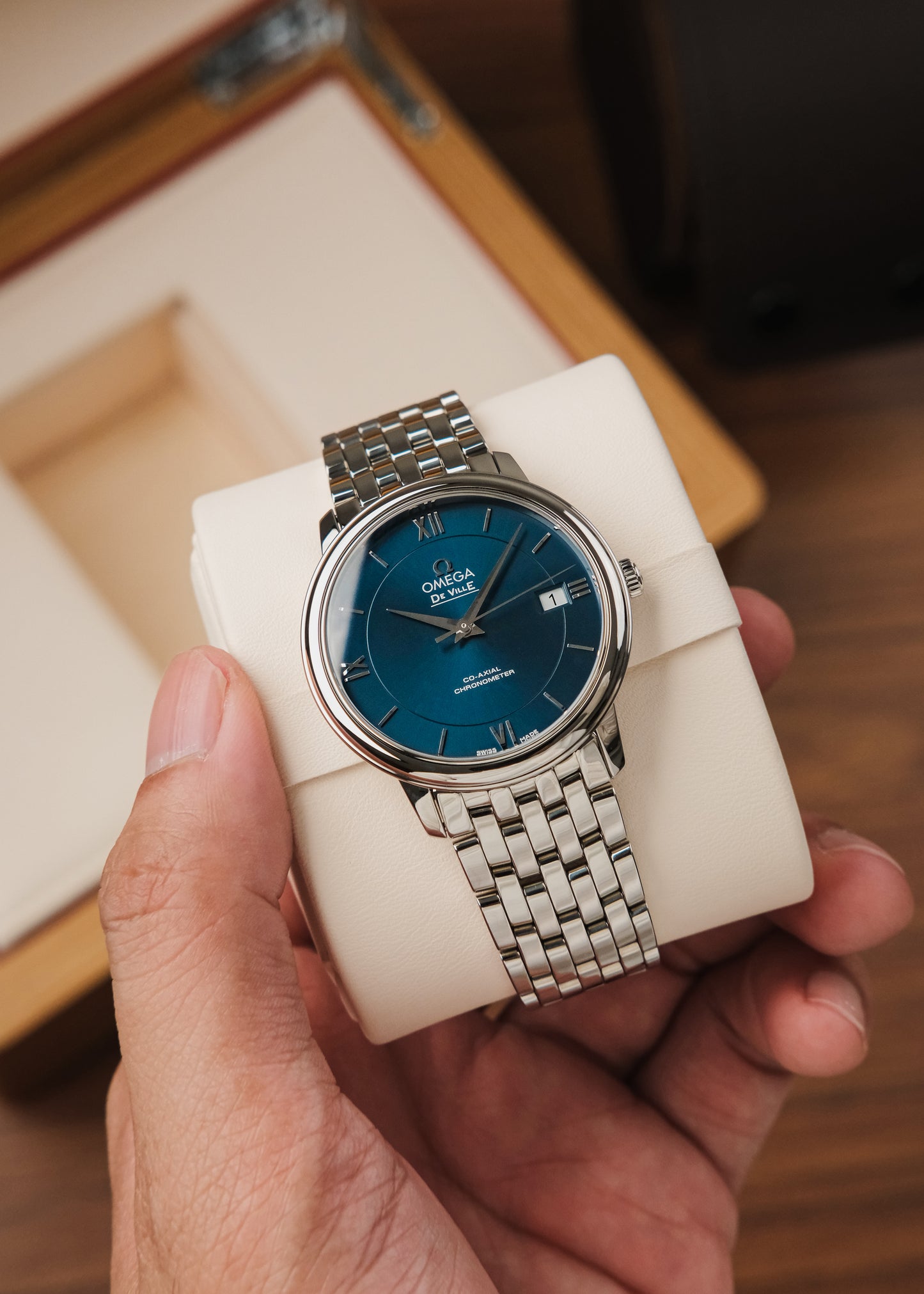 2000s Omega De Ville Prestige (Box & Papers)