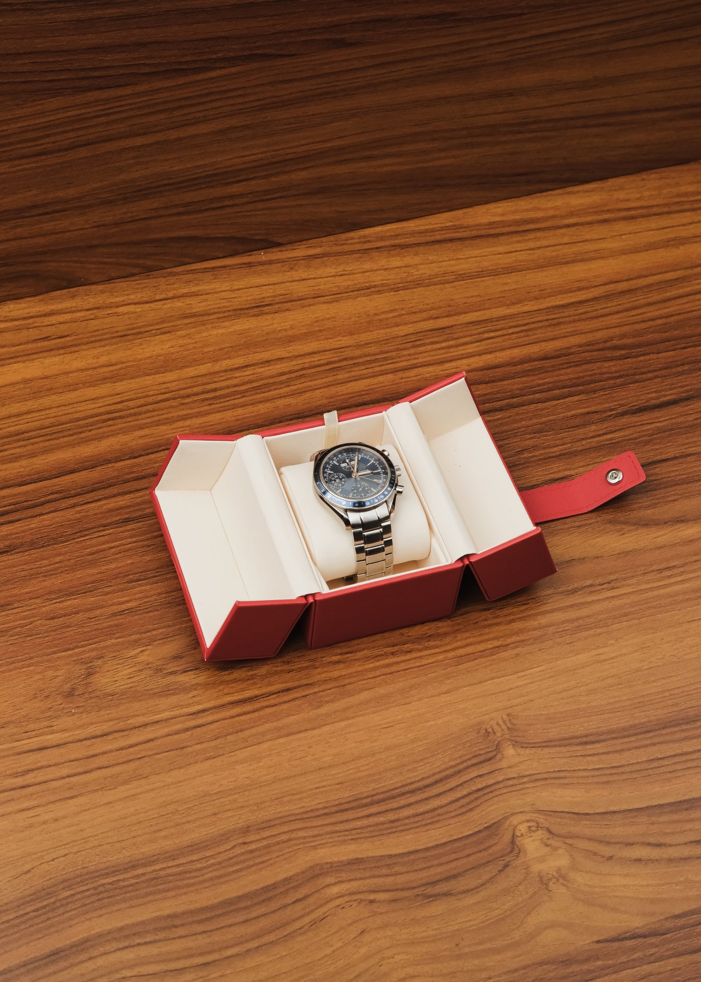 2000s Omega Speedmaster Date Chronometer