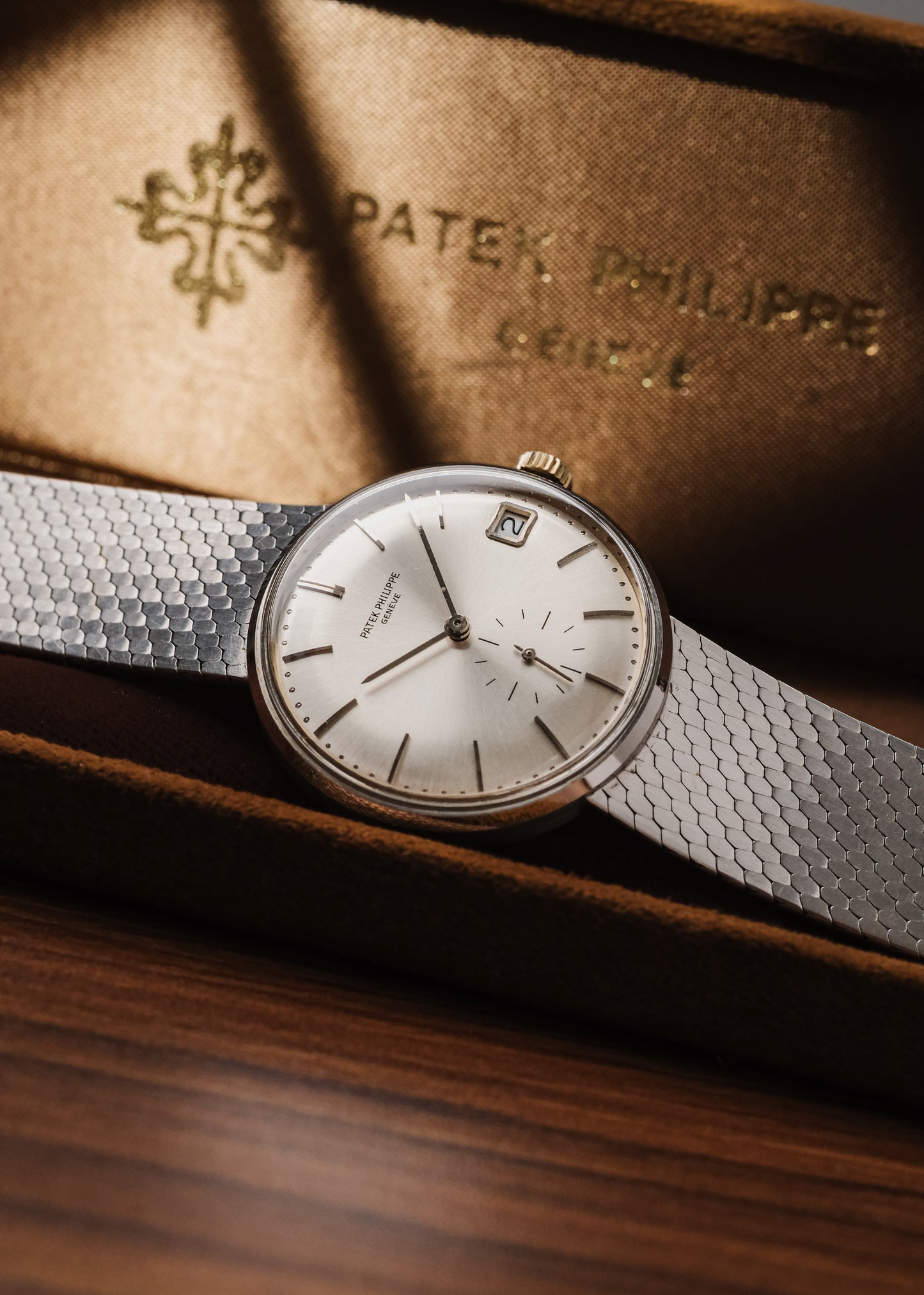 1969 Patek Philippe Calatrava 18K Gold (Box)