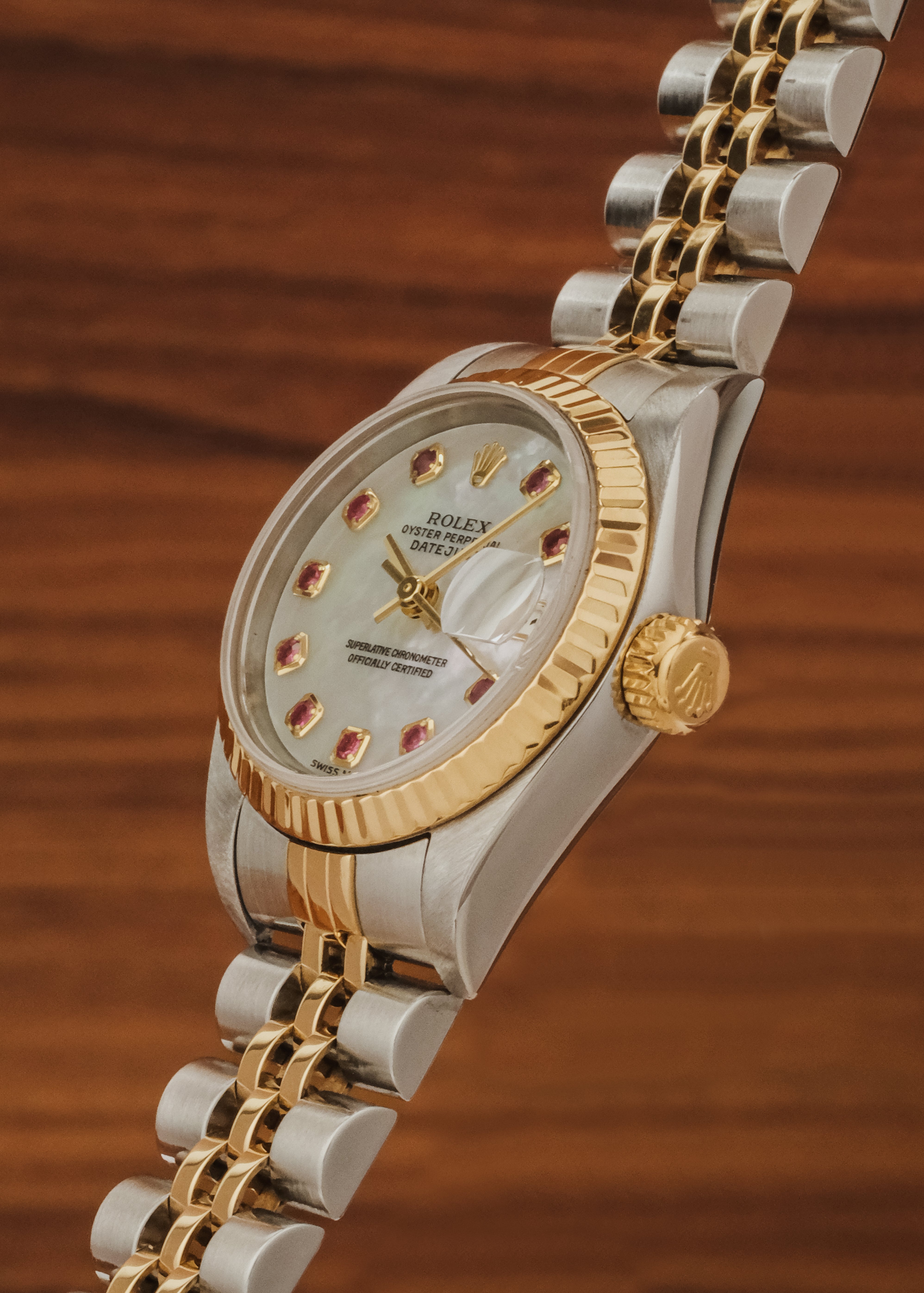 2002 Rolex Lady-Datejust "Mother of Pearl w/ Ruby" (Box & Papers)