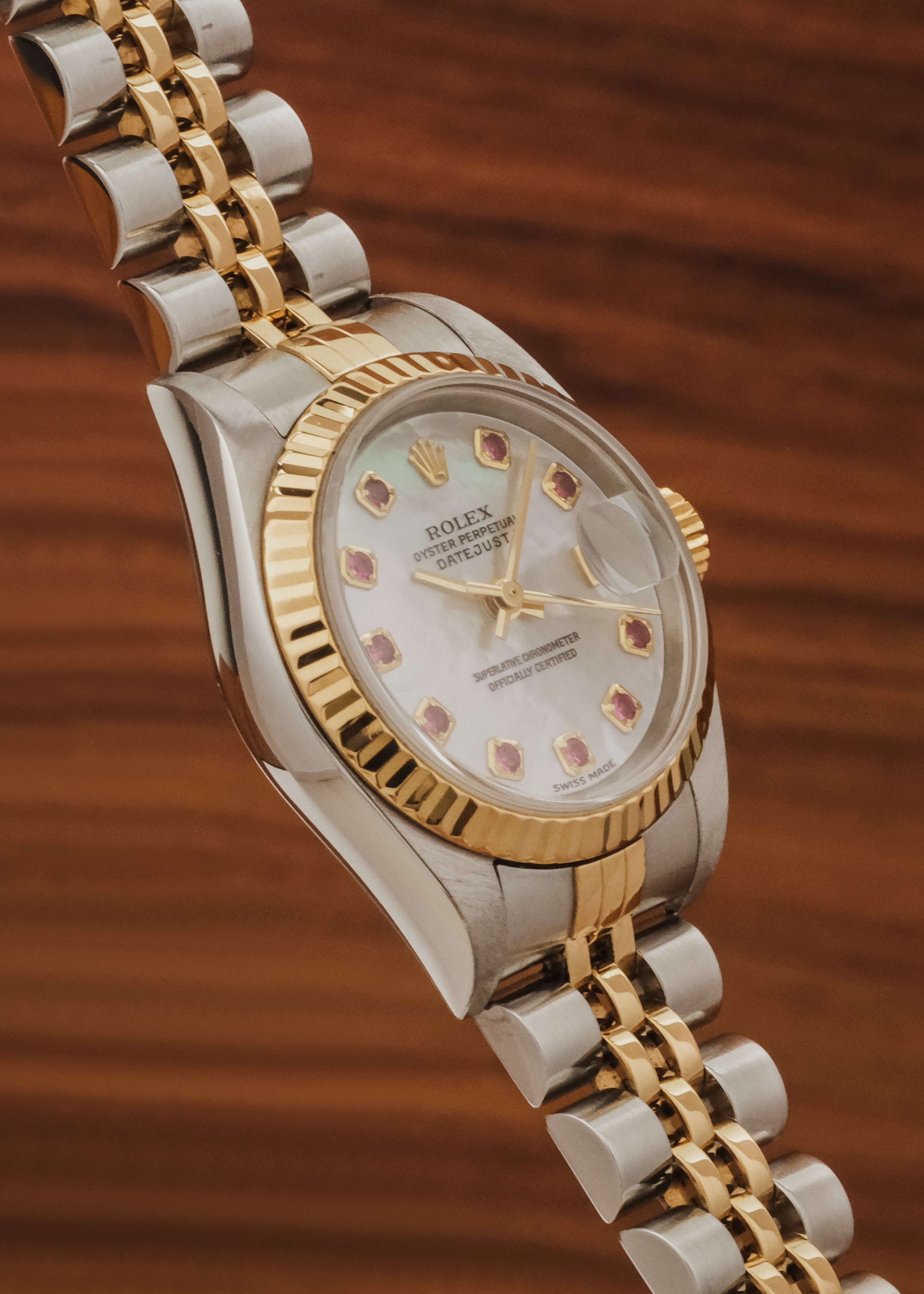 2002 Rolex Lady-Datejust "Mother of Pearl w/ Ruby" (Box & Papers)