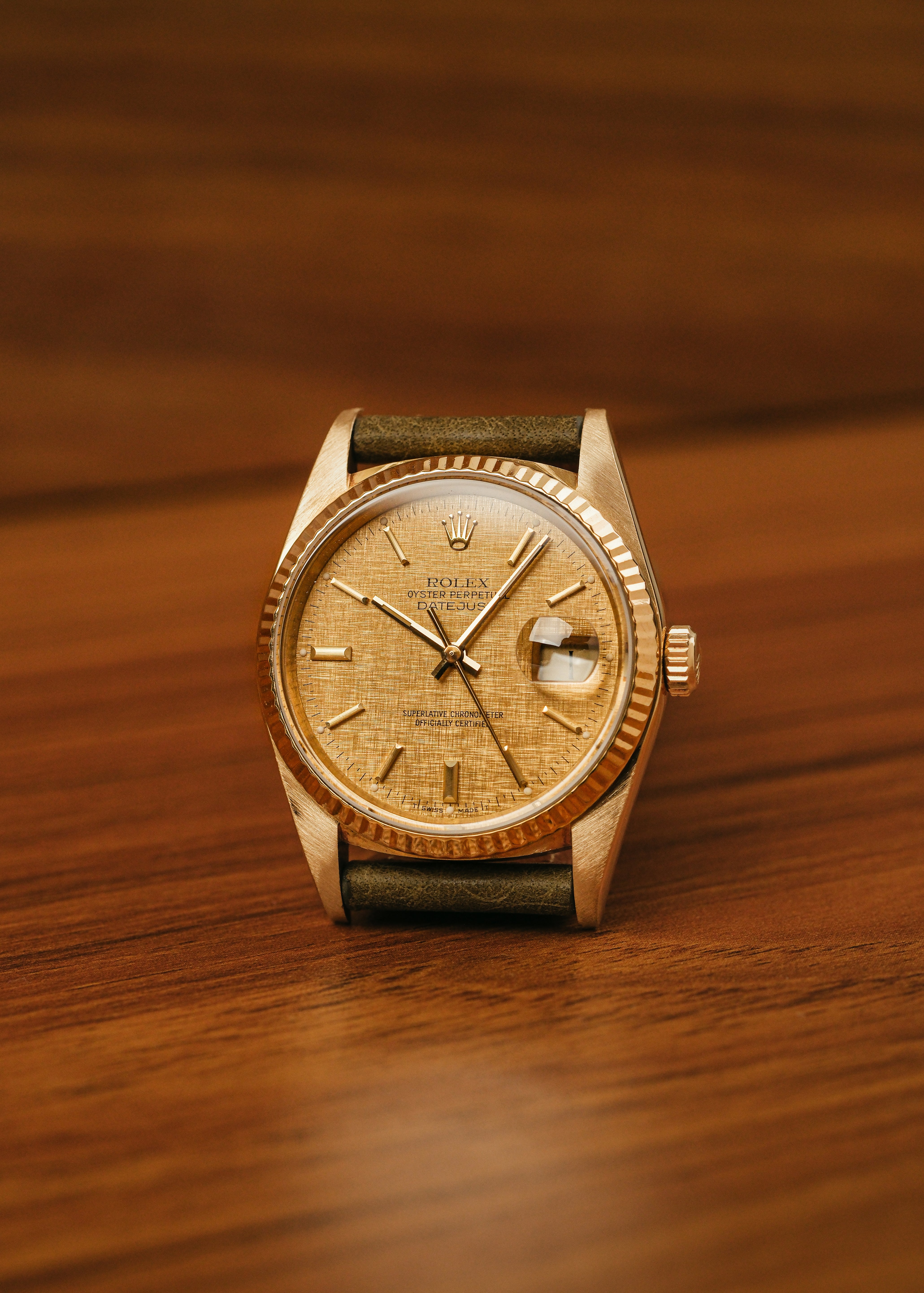 1987 Rolex Datejust 18K Gold "Linen Dial" (Box)