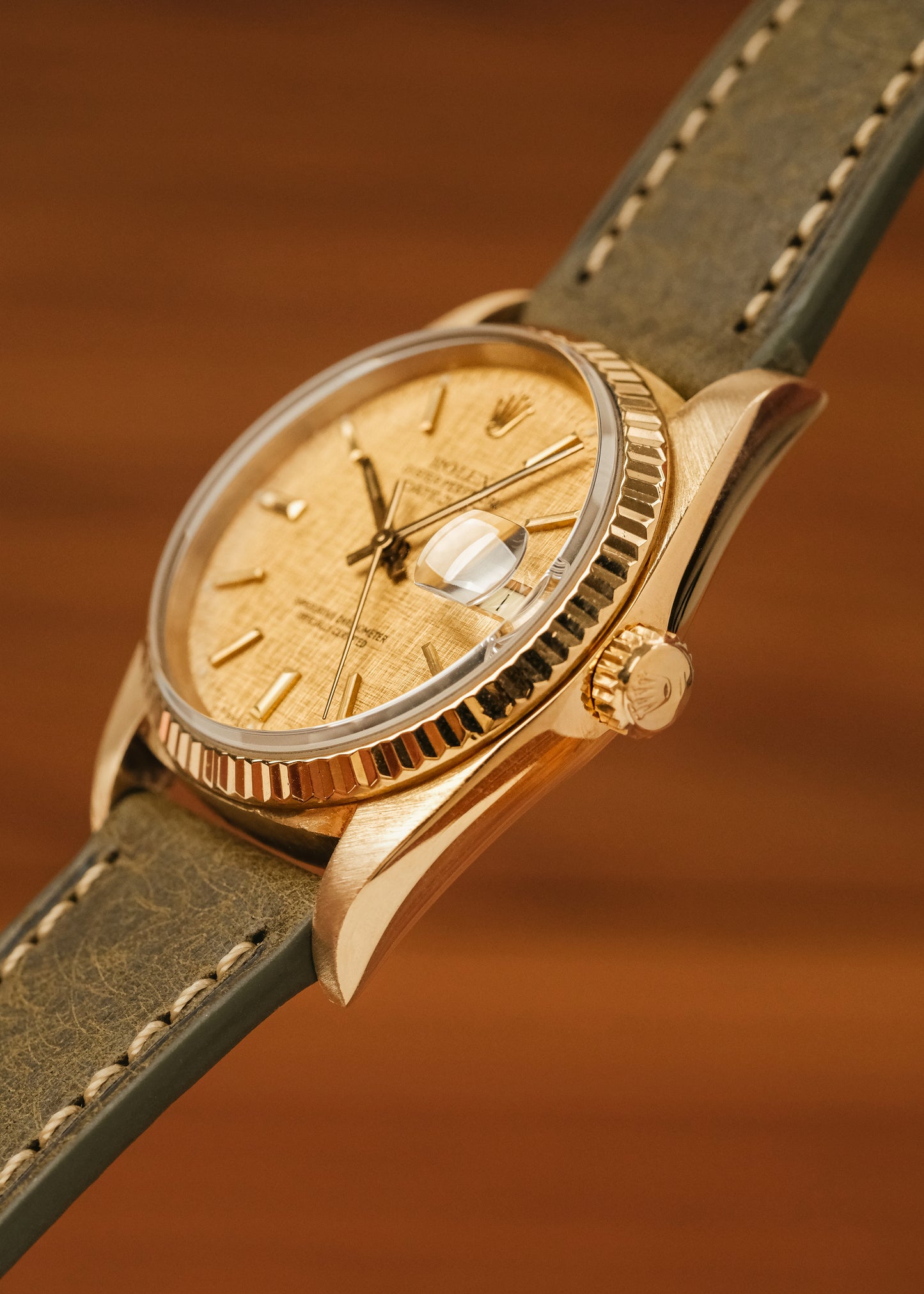 1987 Rolex Datejust 18K Gold "Linen Dial" (Box)