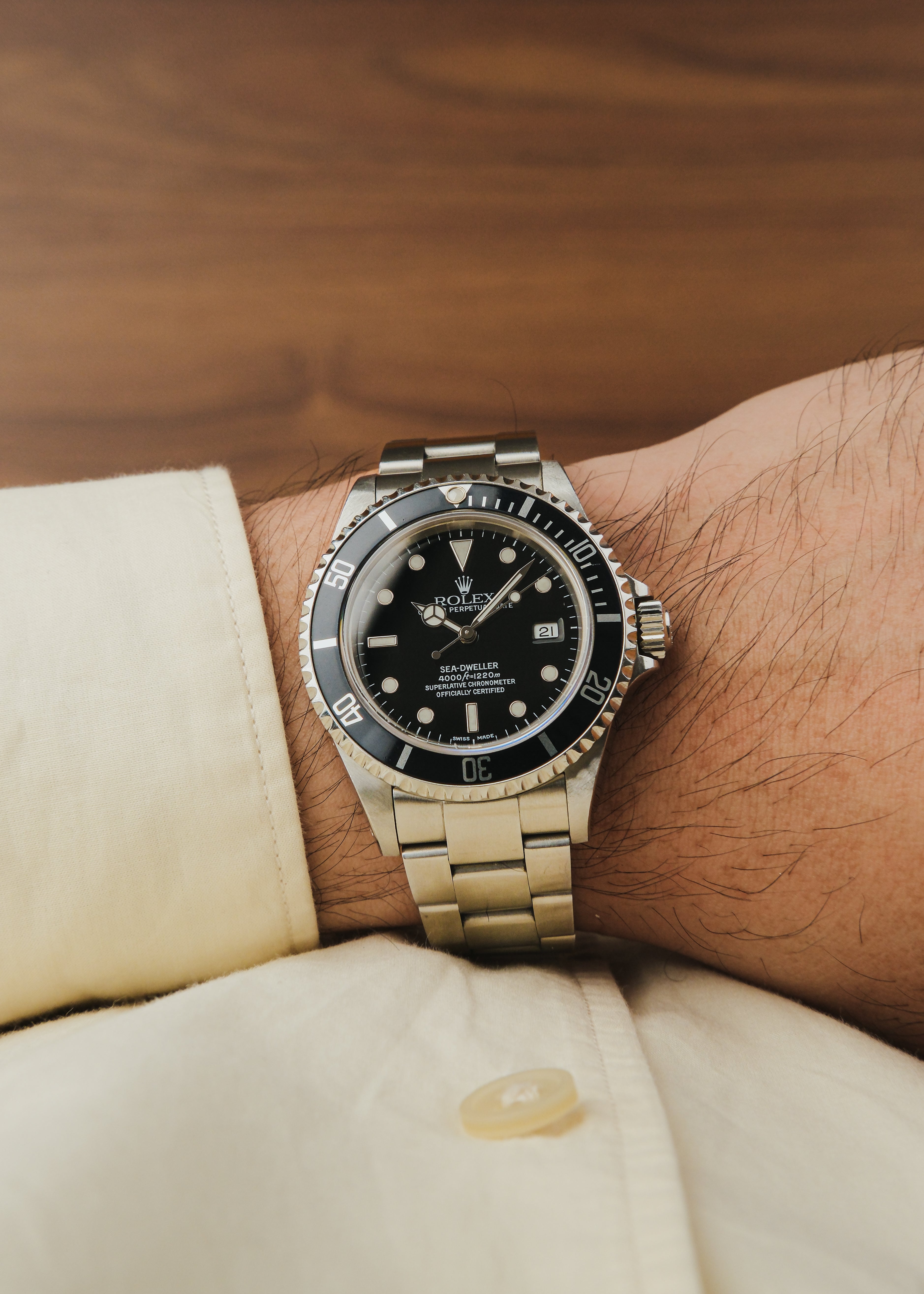 2002 Rolex Sea-Dweller (Box & Papers)