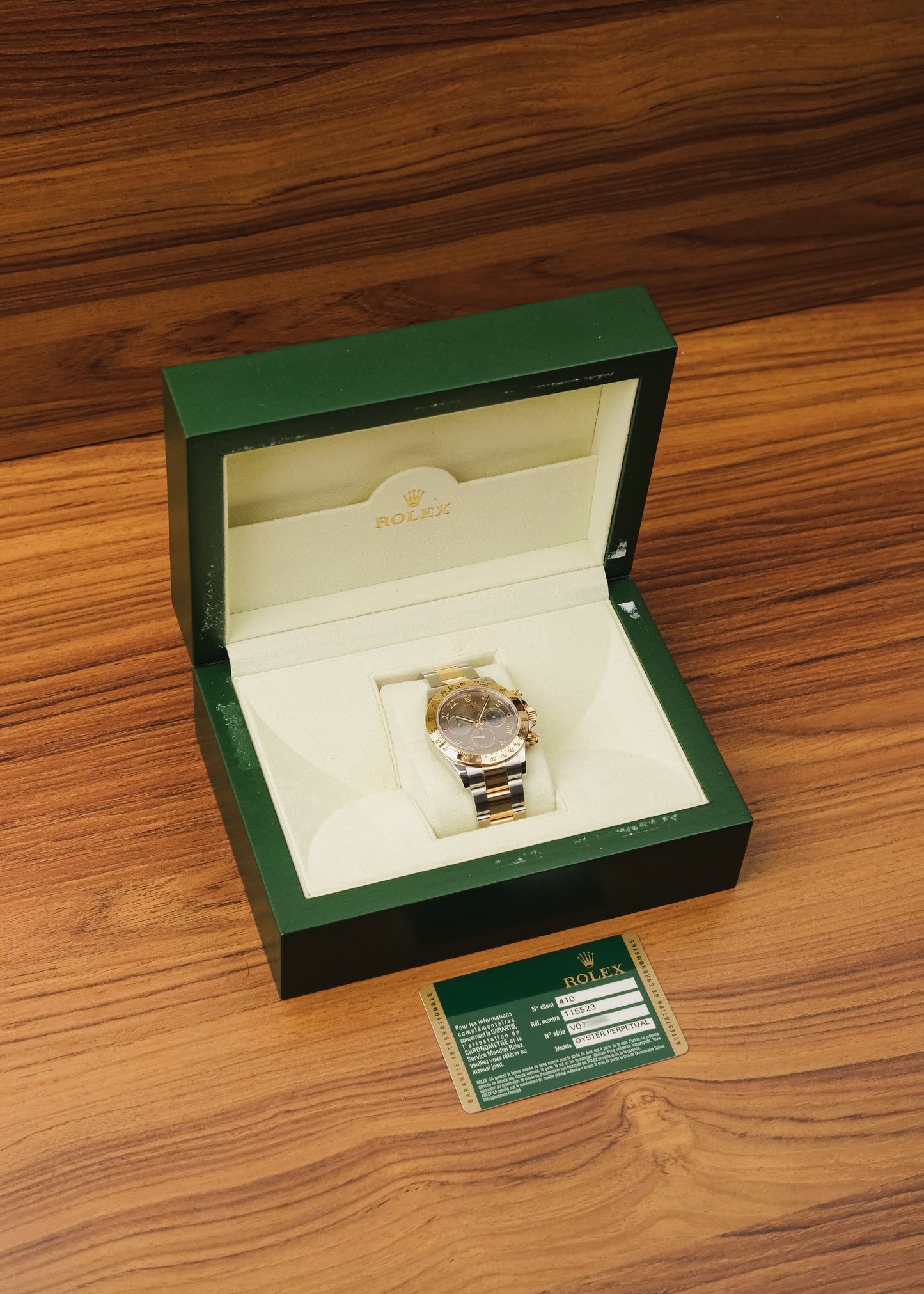 2009 Rolex Daytona "Tahitian Mother of Pearl" (Box & Papers)