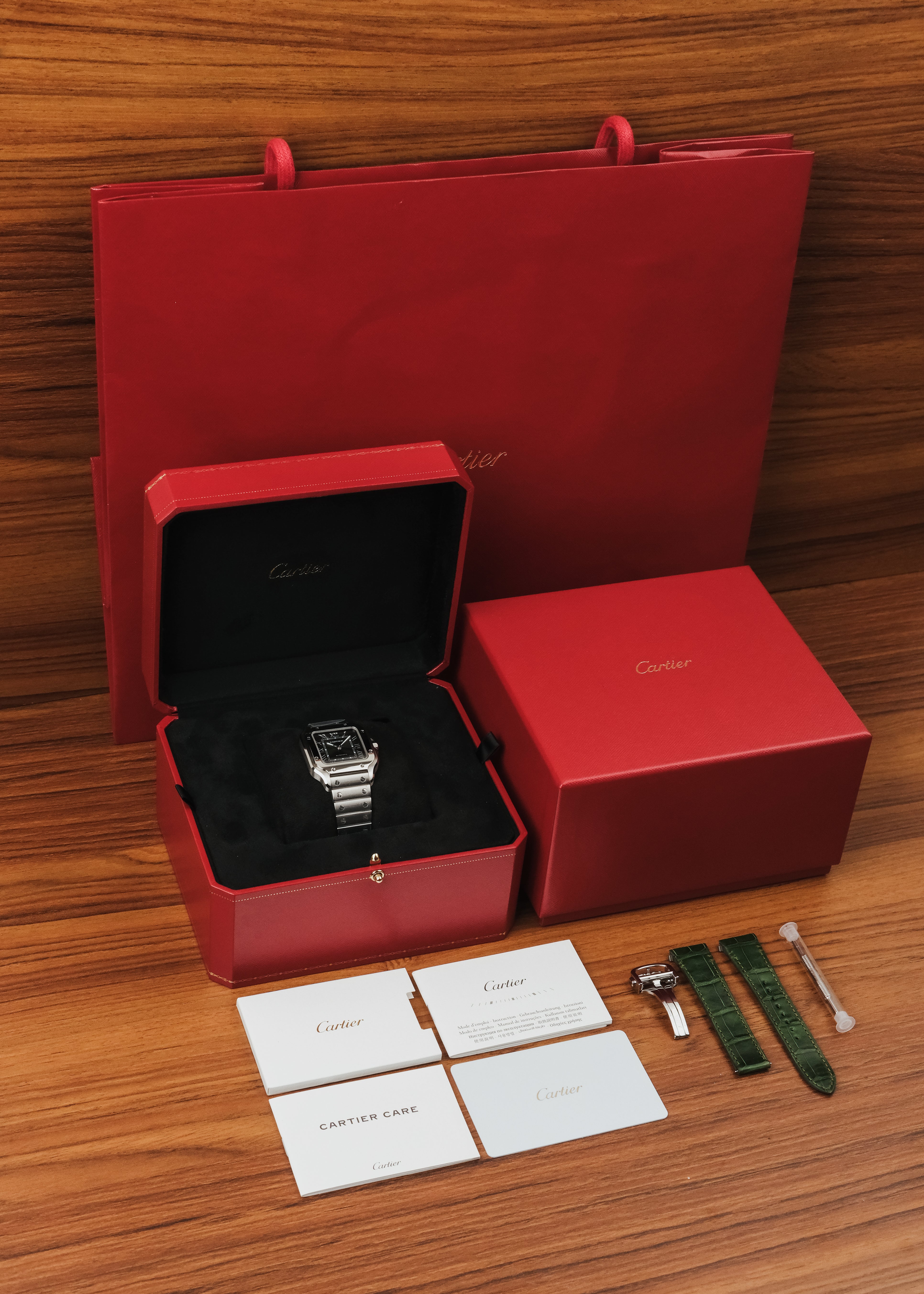2025 Cartier Santos Medium (Box & Papers) *Brand New*