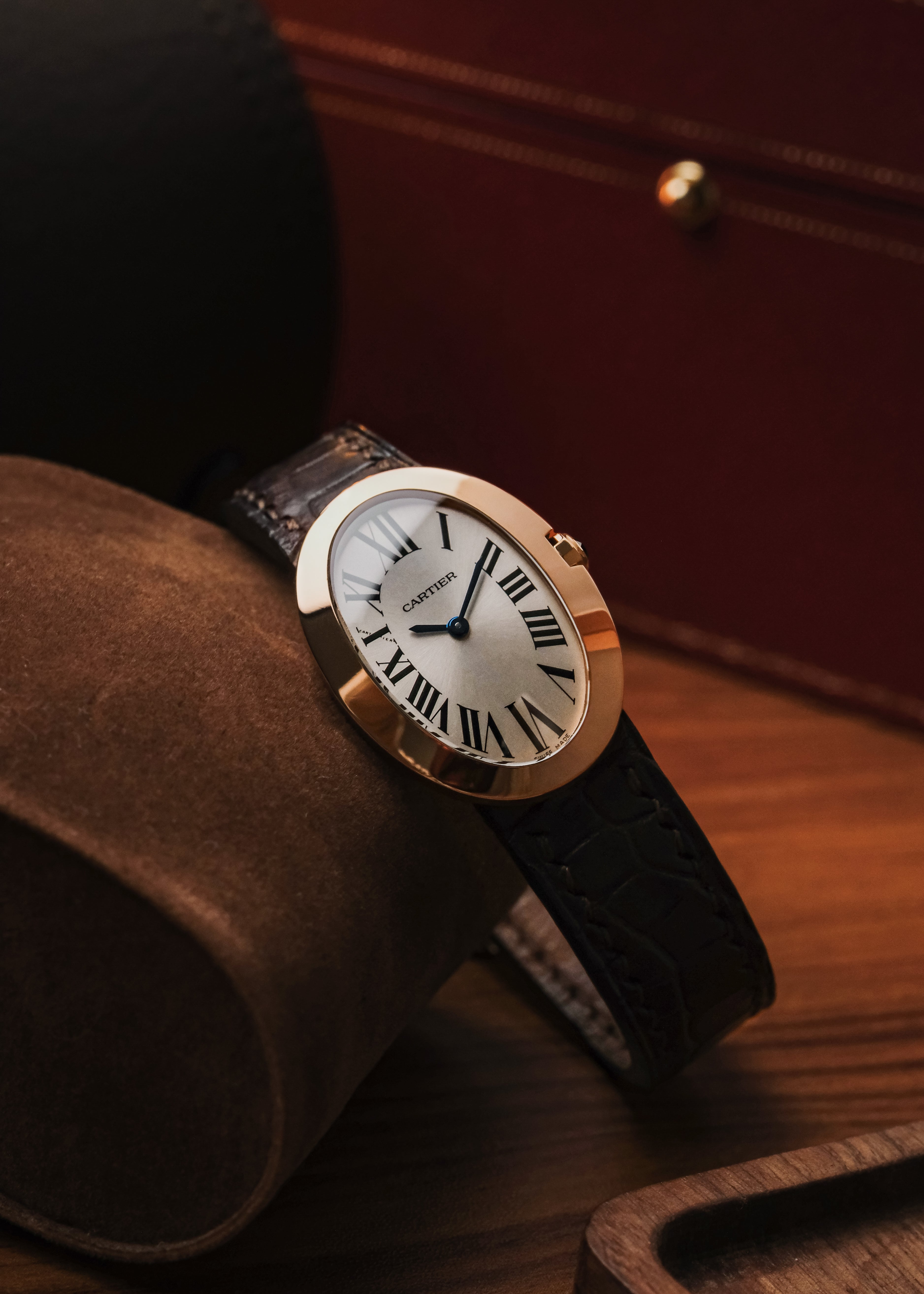 2010 Cartier Baignoire 18K Gold (Box & Papers)