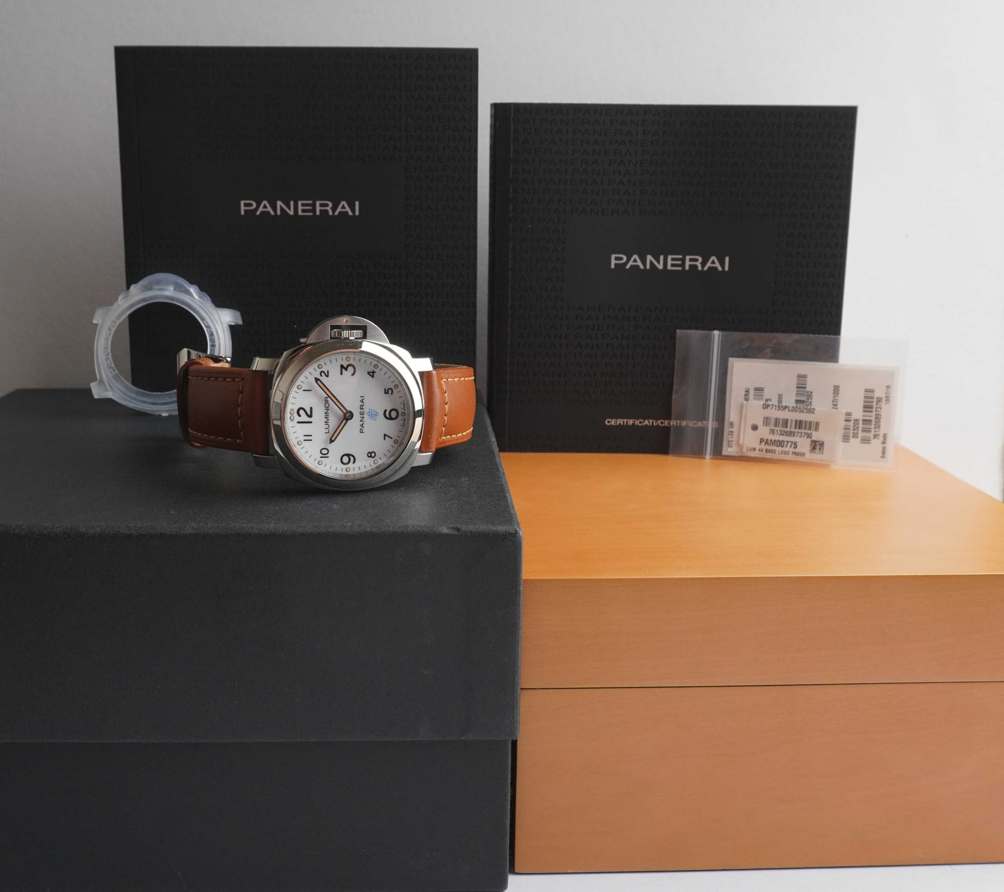 Panerai Luminor Base Logo (Boxes / Booklets)