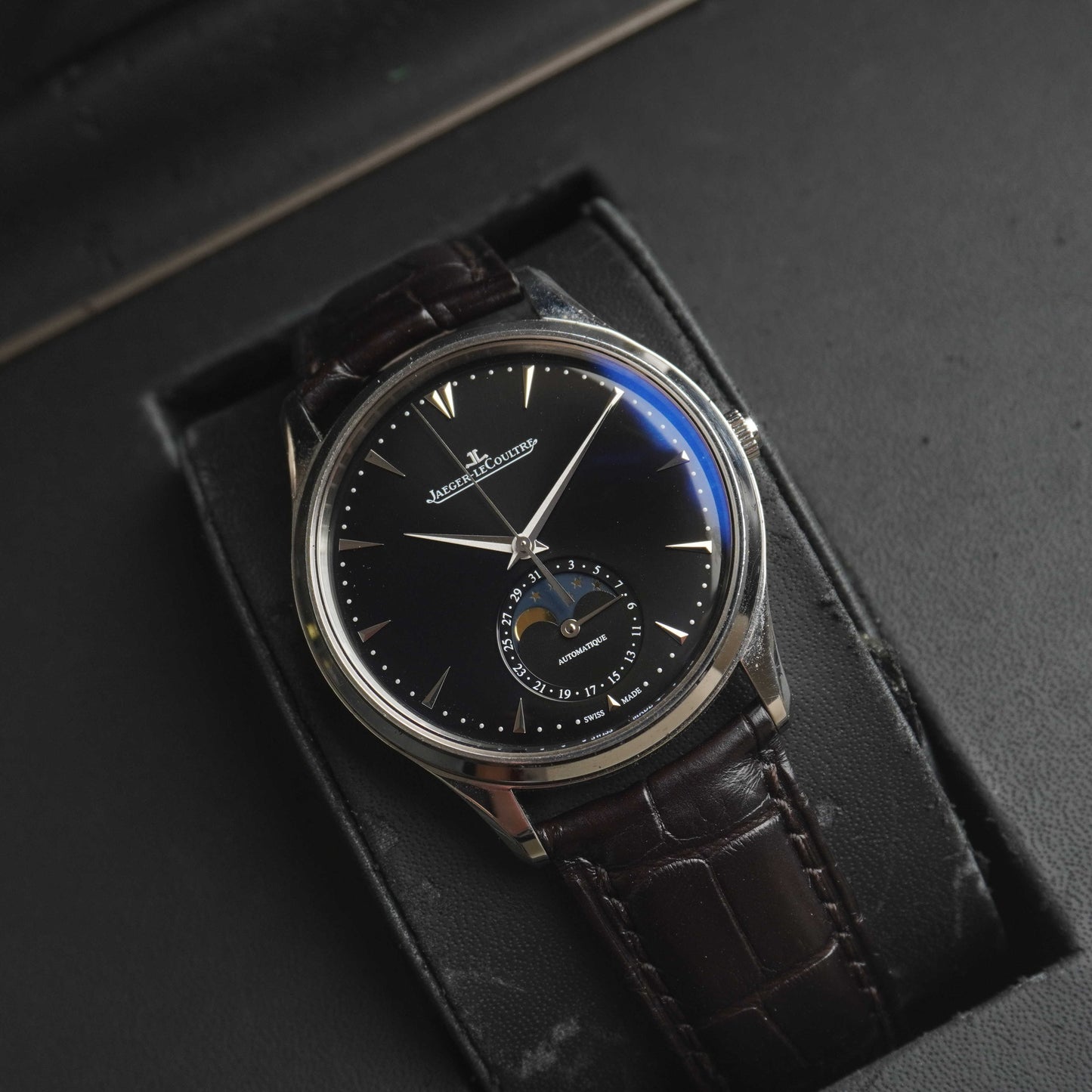 Jaeger-LeCoultre Master Ultra Thin Moon (Box / Card / Manual)