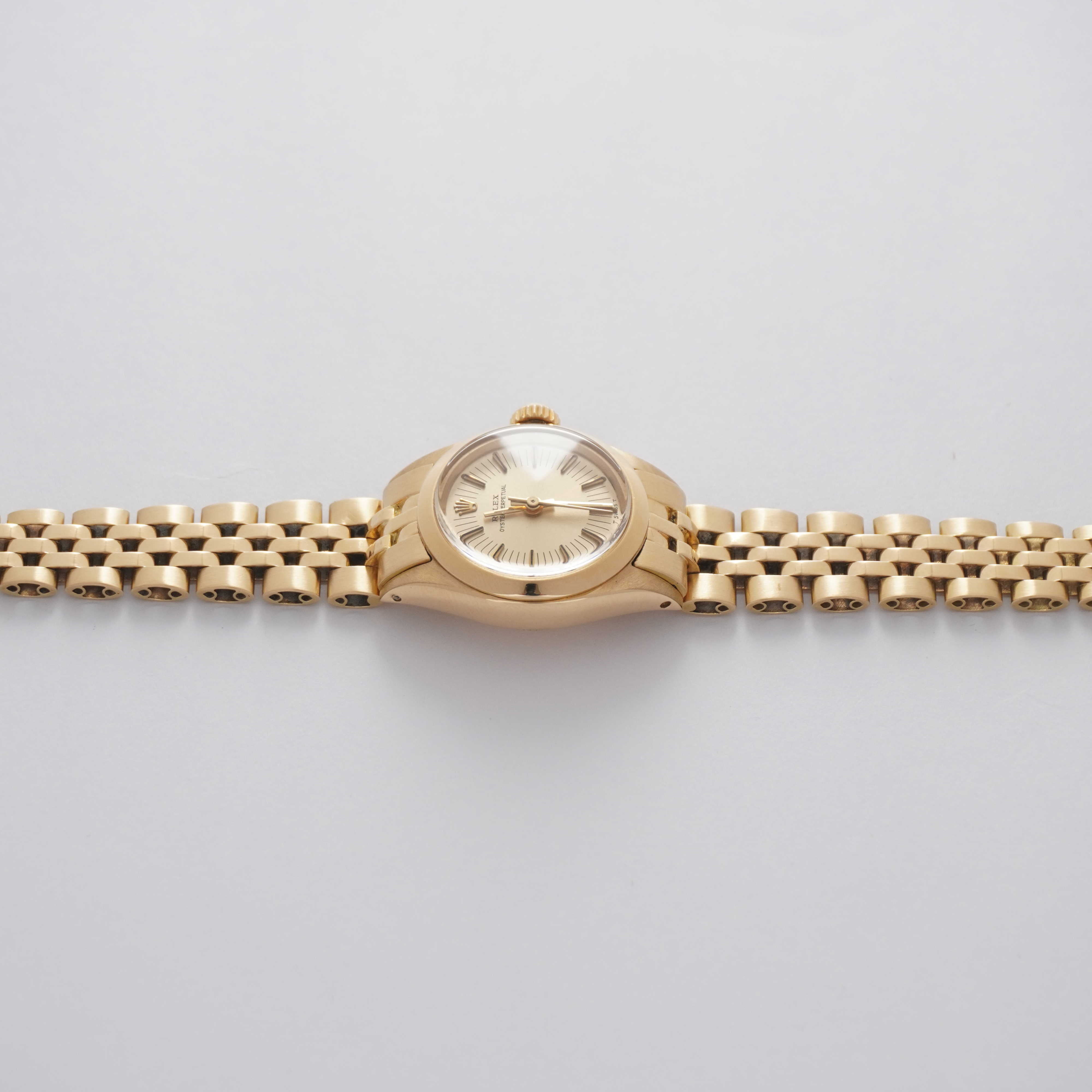 1976 Rolex Lady-Oyster Perpetual 18K Gold (Boxes / Booklet)