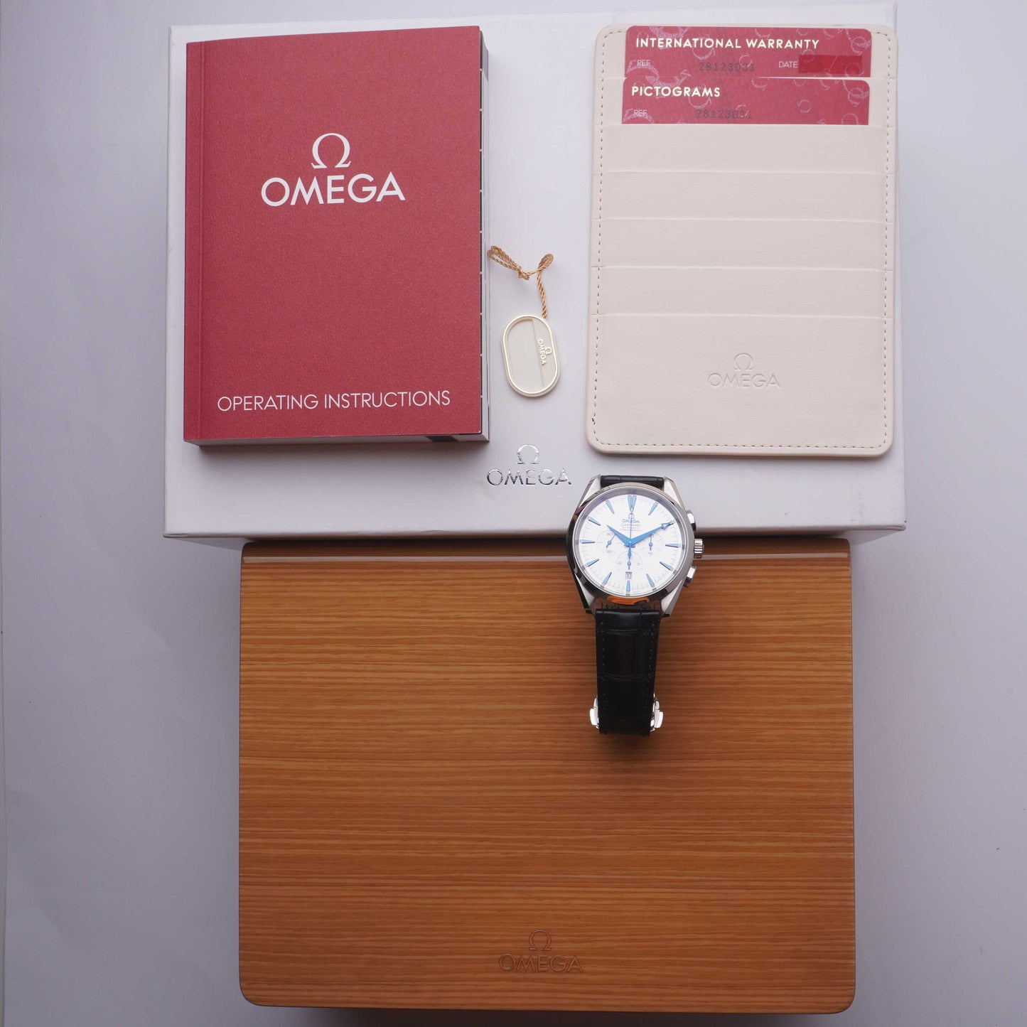 Omega Seamaster Aqua Terra Chronograph (Full set excl. Chronometer Card)