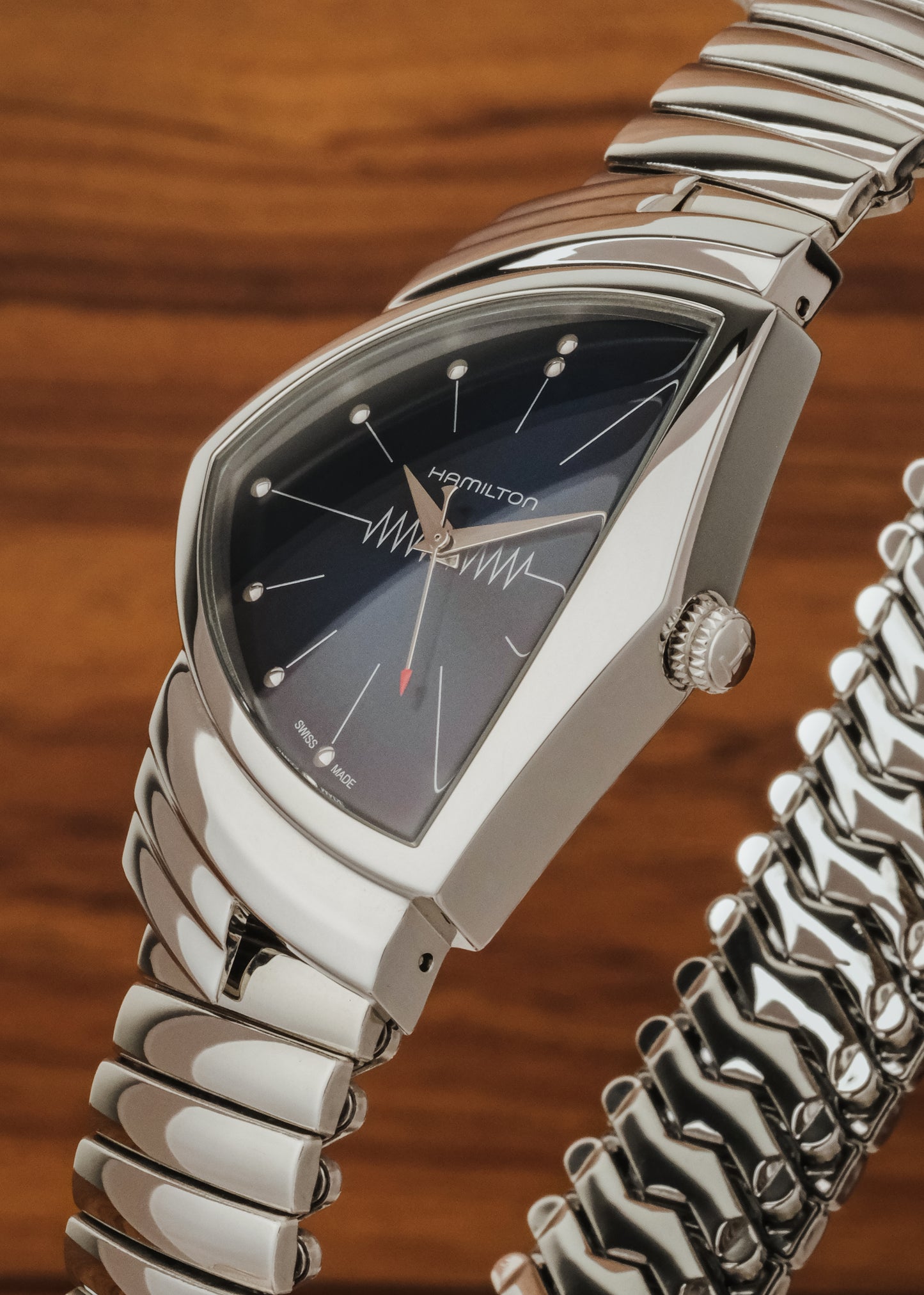 2025 Hamilton Ventura (Box & Papers)