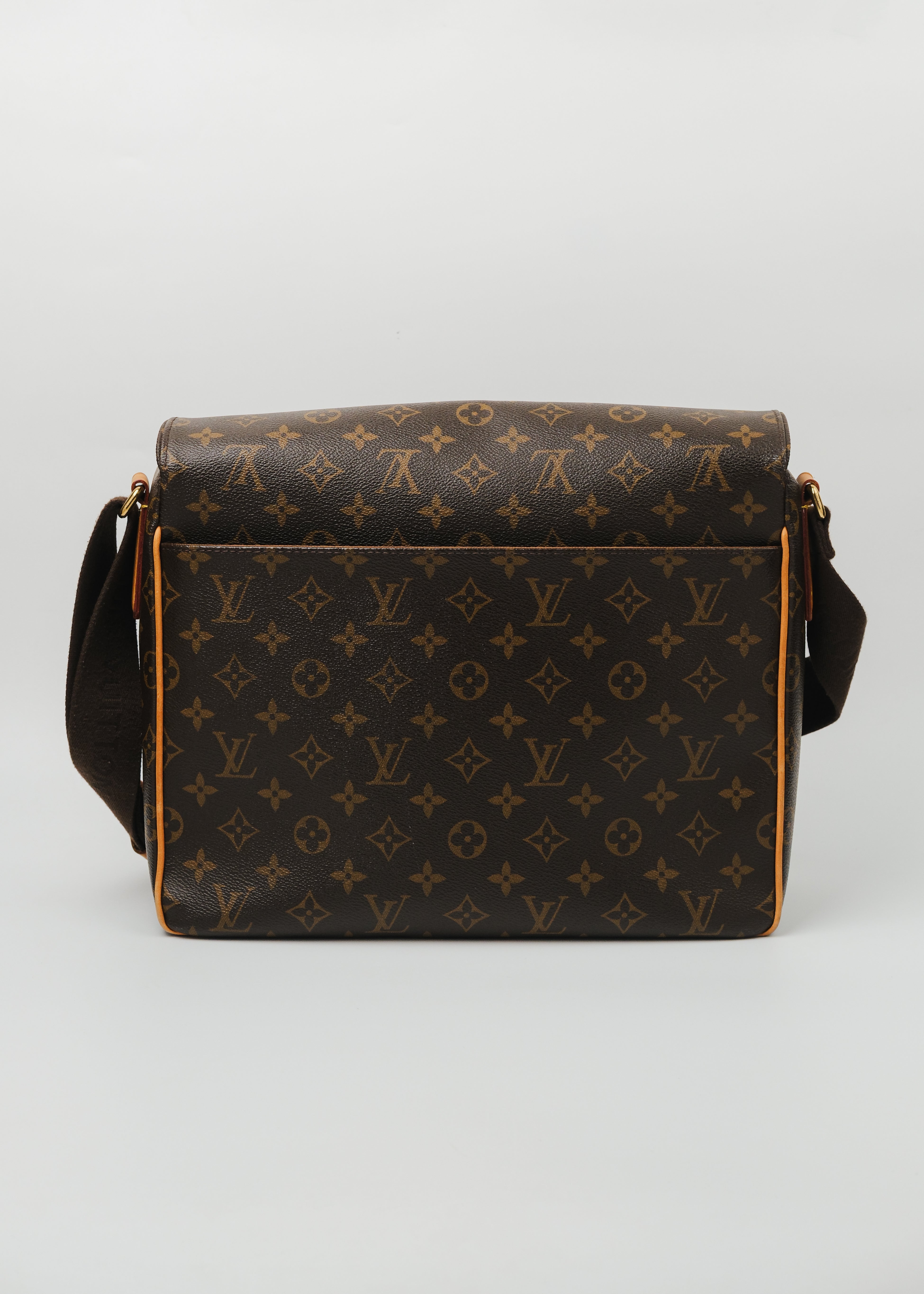 Louis Vuitton Valmy Messenger Bag