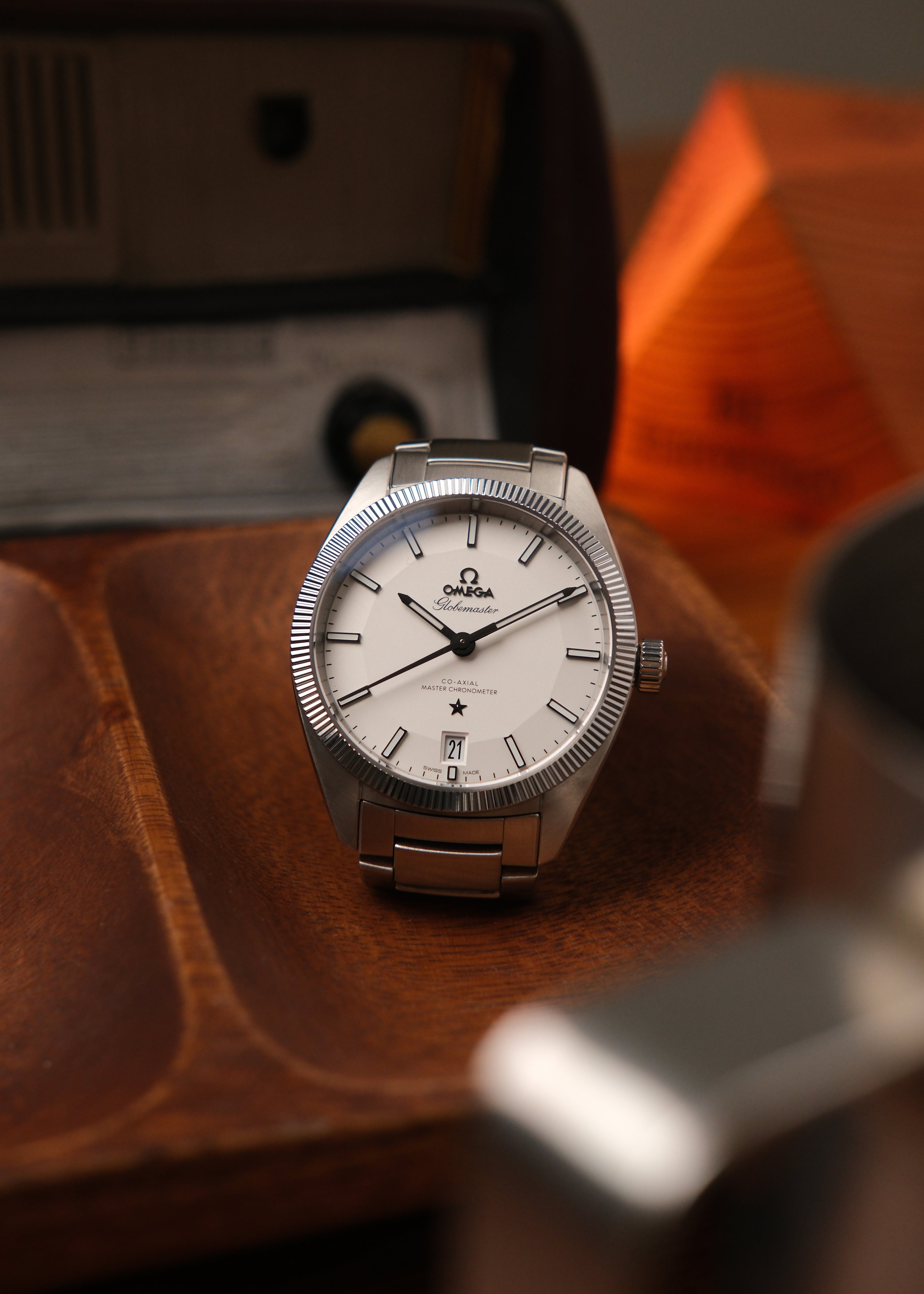 2016 Omega Globemaster (Box & Papers)