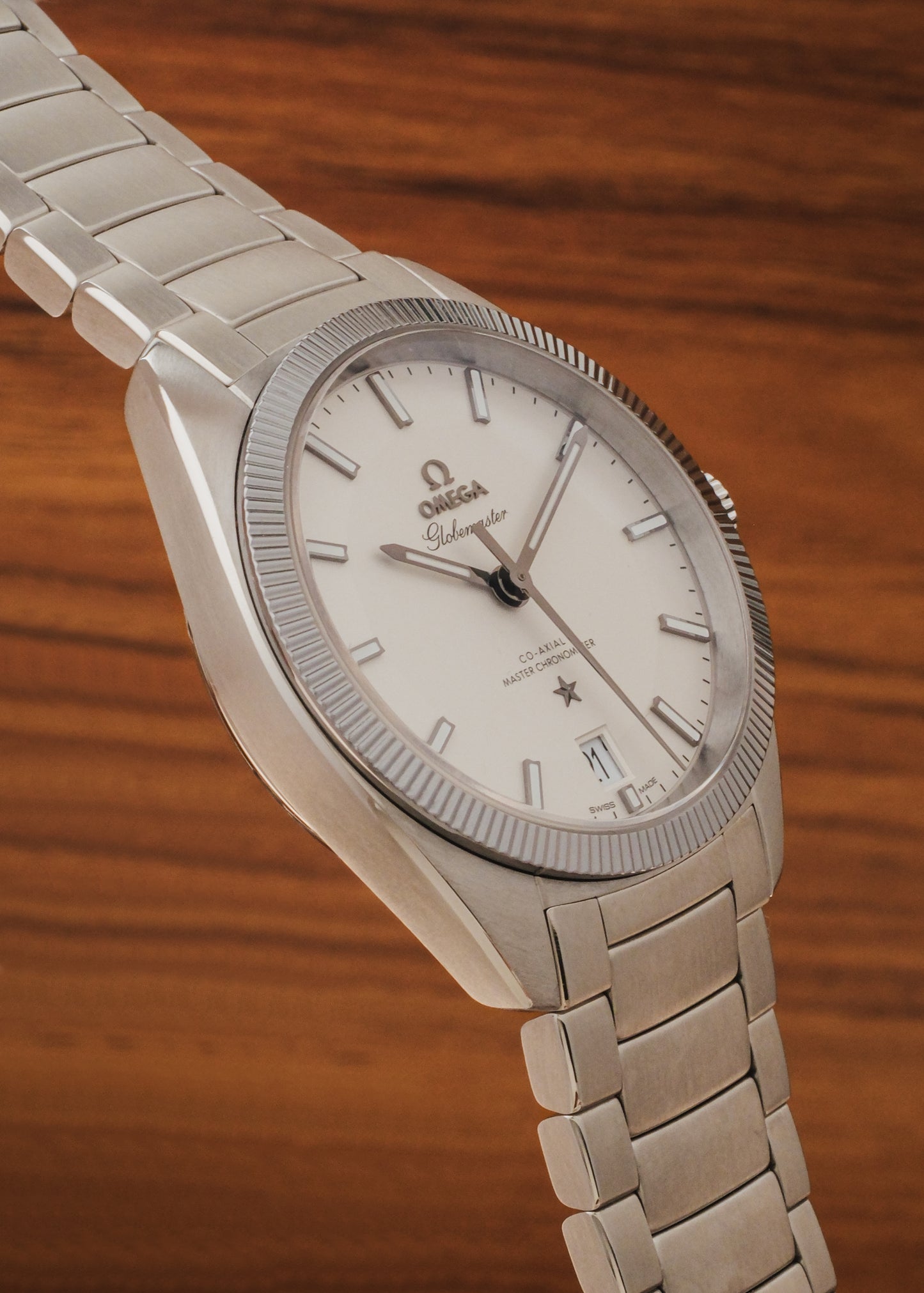 2016 Omega Globemaster (Box & Papers)