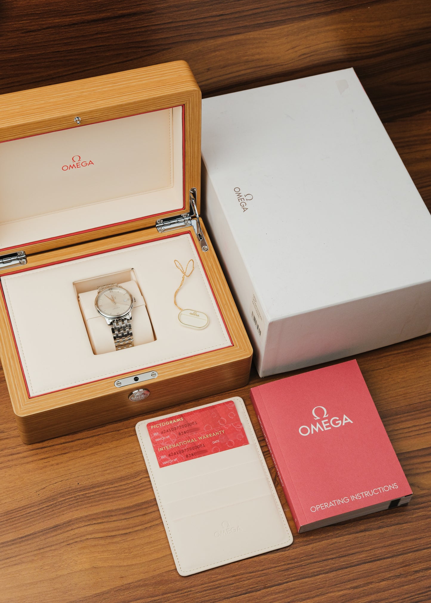 Omega De Ville Prestige (Box & Papers)