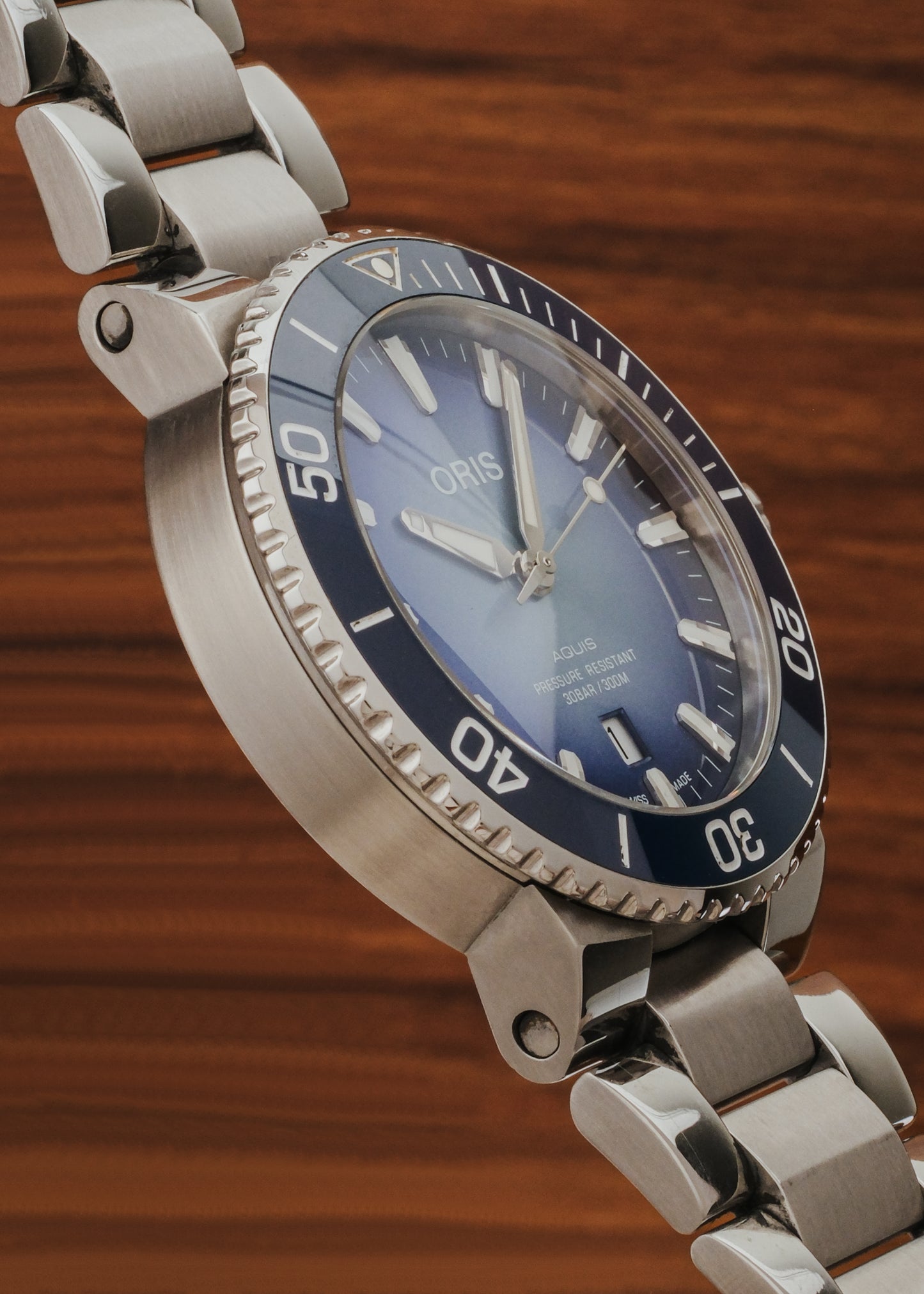 2020 Oris Aquis Lake Baikal Limited Edition (Box & Papers)