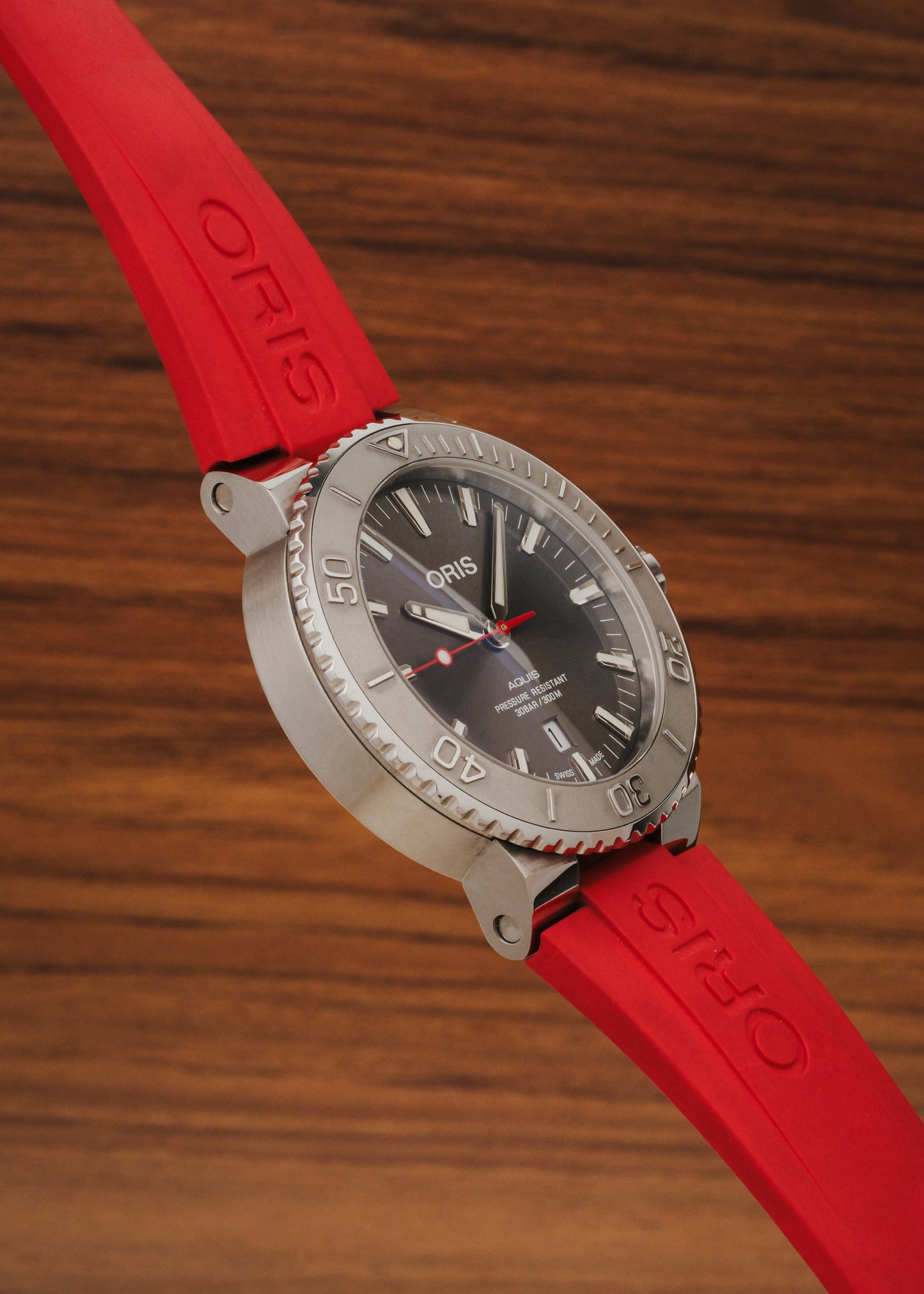 2020 Oris Aquis Date Relief