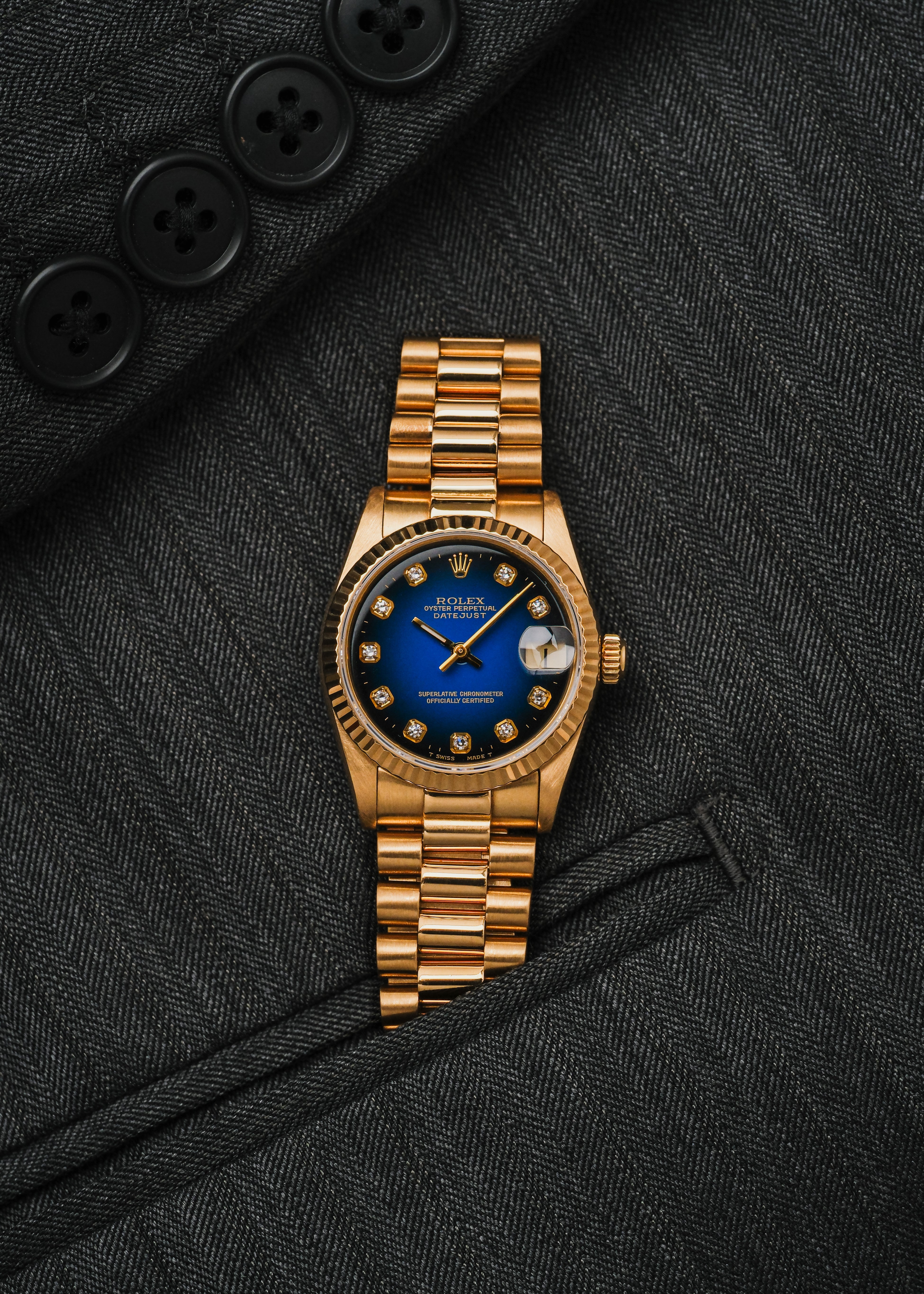 1989 Rolex Datejust "Blue Vignette Dial" 18K Gold