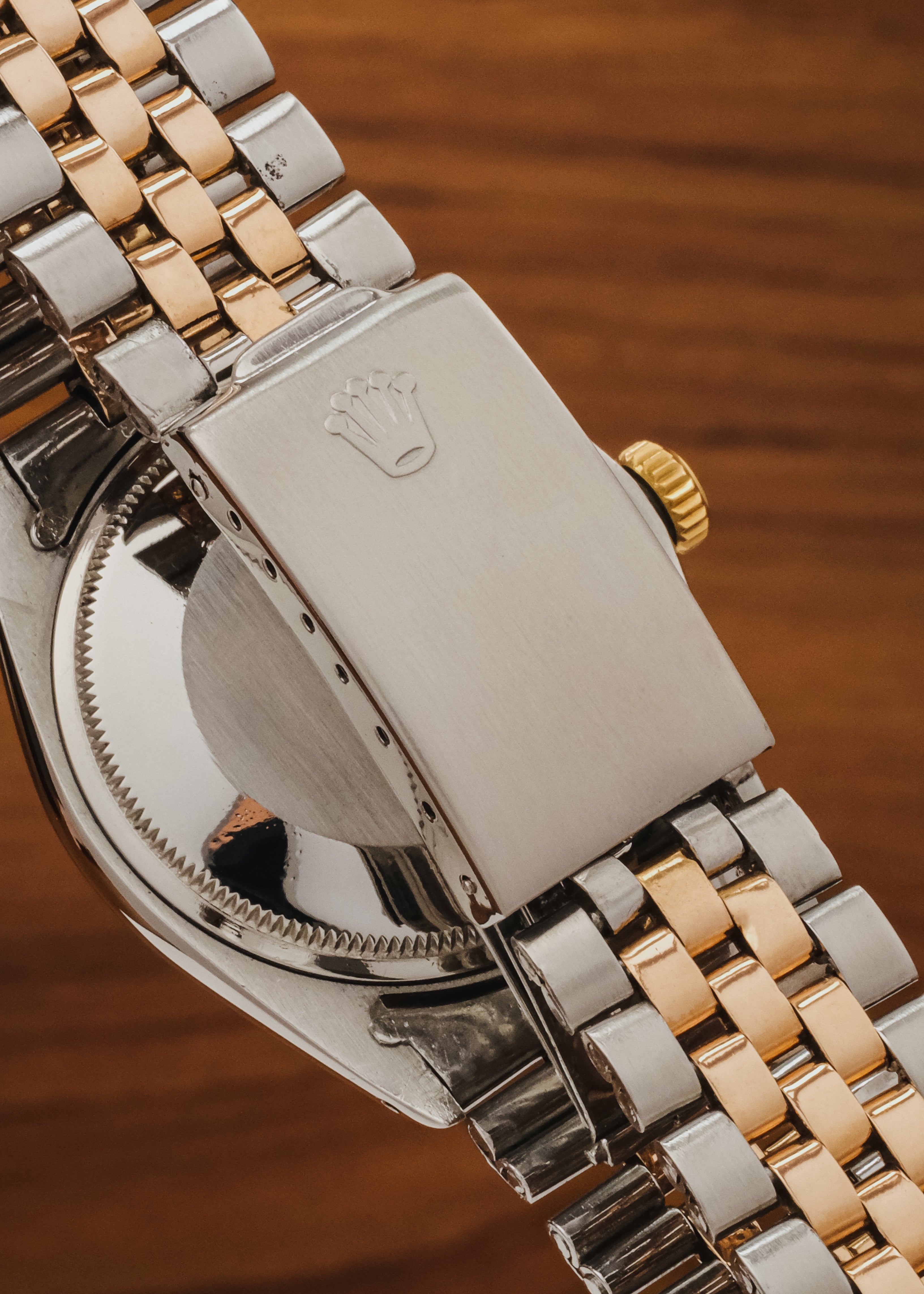 1976 Rolex Oyster Perpetual Date "Linen Dial"